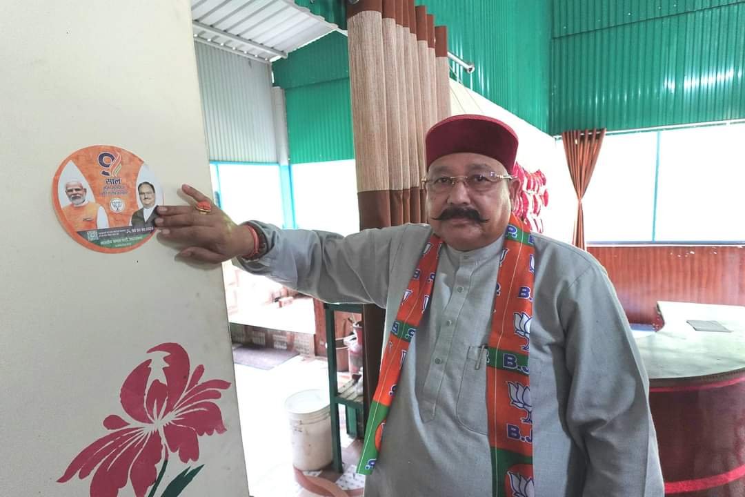 कहां गुम हैं सतपाल महाराज? हरीश रावत ने पूछा राज़!