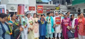 महिला कांग्रेस ने सरकार को घेरा, सड़कों पर उतरी ज्योति रौतेला