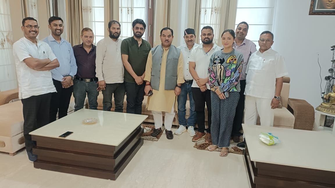 हरक रावत से मिले कांग्रेसी, क्या है फ्यूचर प्लान?