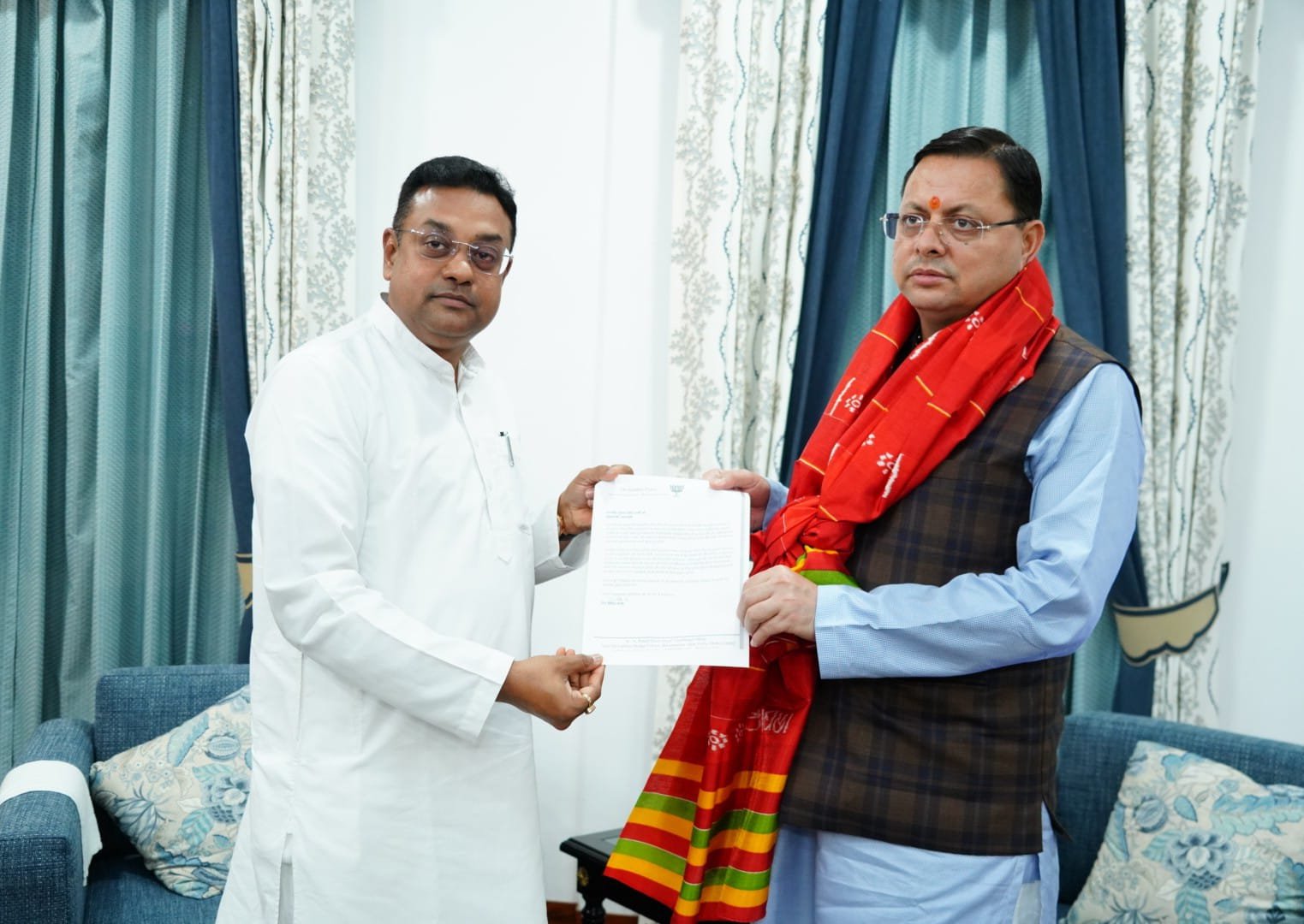 सीएम धामी से मिले संबित पात्रा