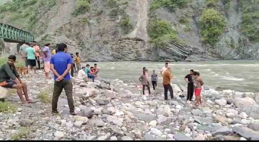 सतपुली से दुखद ख़बर, 2 लड़कियों की मौत