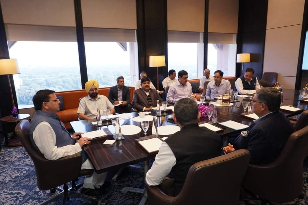 निवेश बढ़ाने का धामी प्लान, ताबड़तोड़ बैठकें