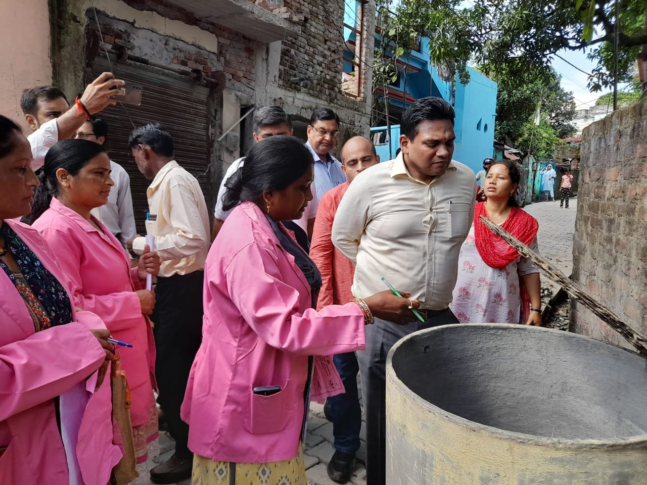 डेंगू के खिलाफ जंग स्वास्थ्य सचिव डॉ. आर राजेश कुमार ने संभाला मोर्चा