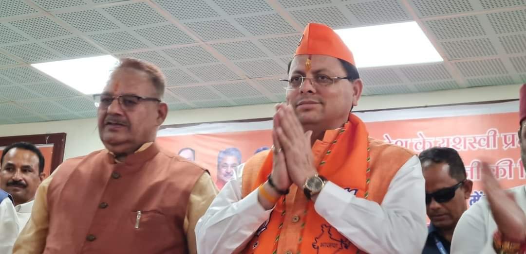 बैकफुट पर सरकार वापस लेना पड़ा कैबिनेट का फैसला