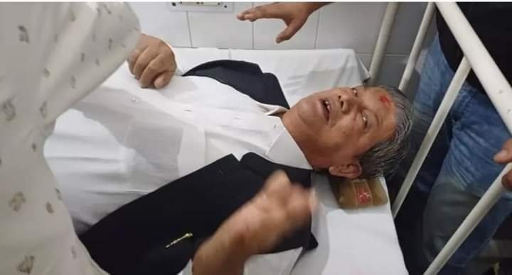 मुख्यमंत्री धामी ने जाना पूर्व सीएम हरदा का हाल