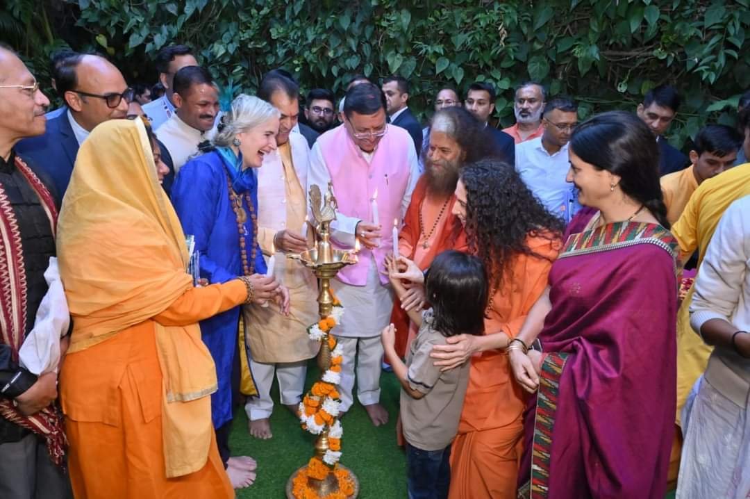 द बिटल्स एंड द गंगा फेस्टिवल का आगाज, धामी ने क्या कहा?