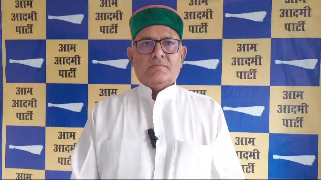 सरकारी स्कूलों की बेहाली पर आम आदमी पार्टी आक्रामक