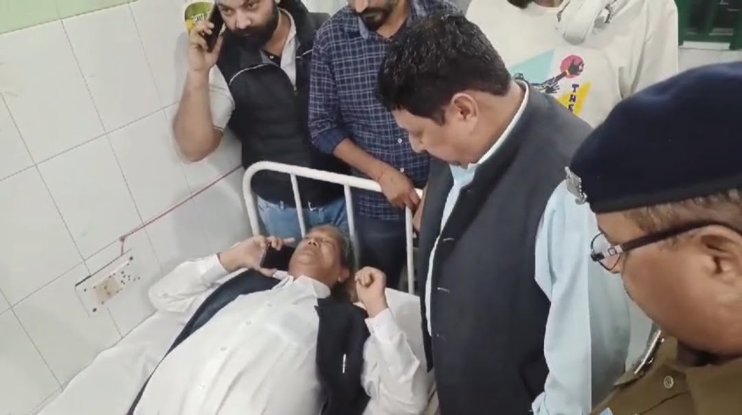 पूर्व सीएम हरीश रावत की कार का एक्सीडेंट, हरदा ने खुद बताया अब कैसी हालत है