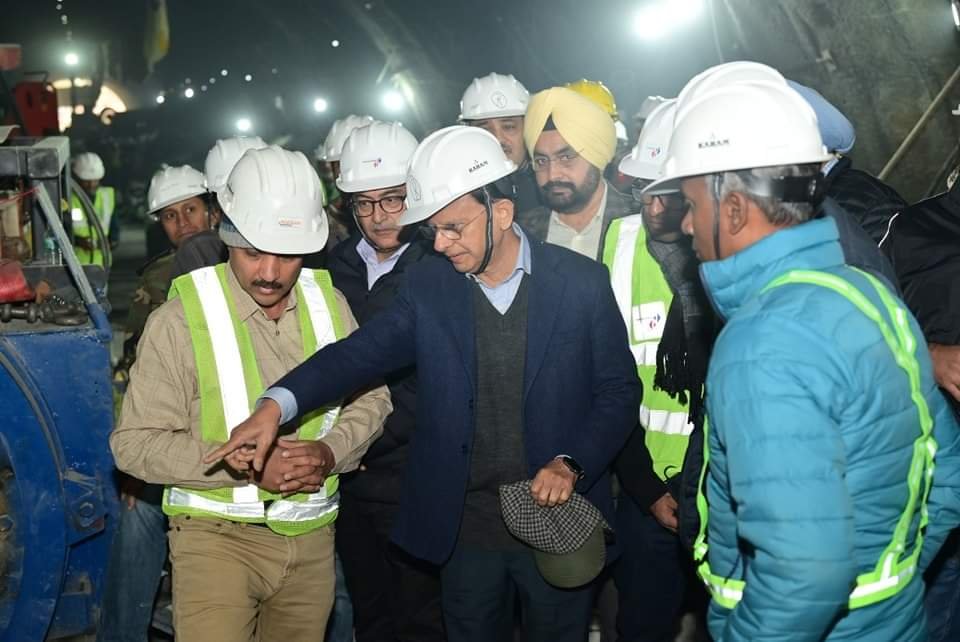 सिलक्यारा रेस्क्यू ऑपरेशन, अभी कितनी टेंशन?