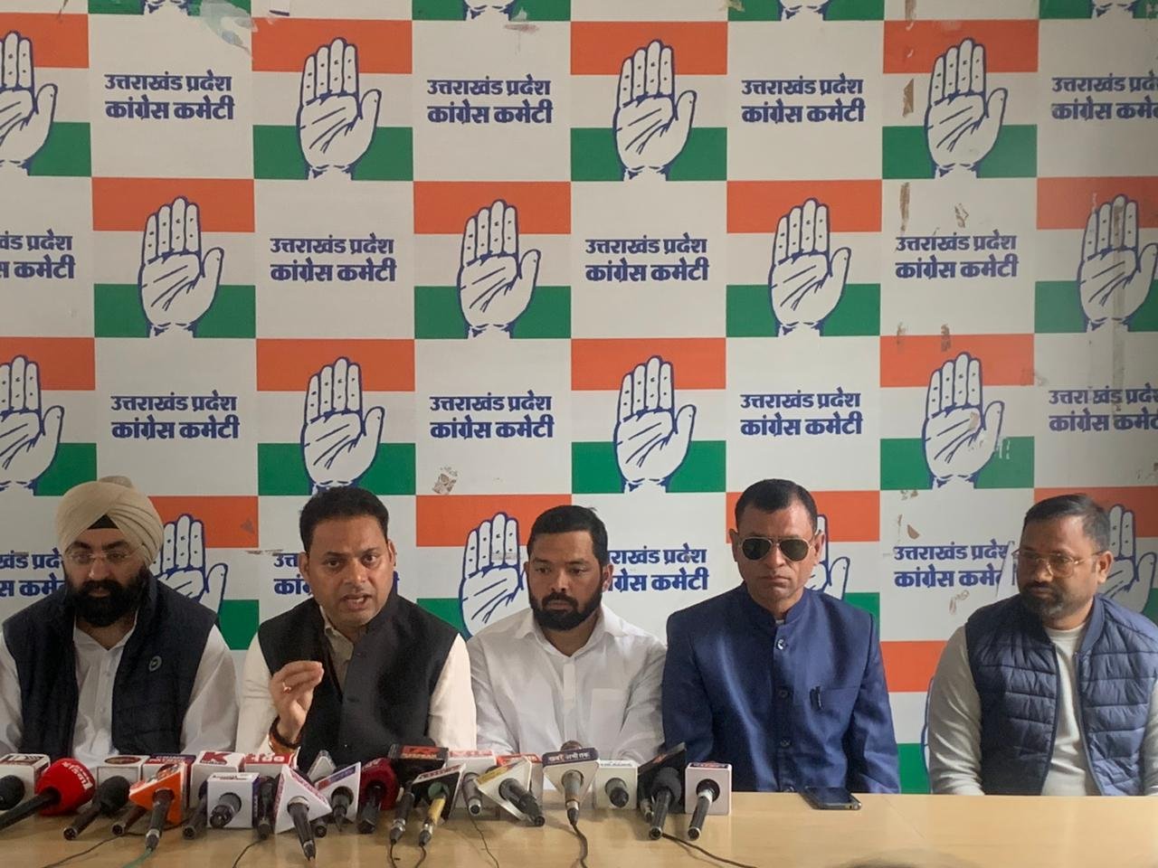 खनन पर उत्तराखंड में कैसा खेल?