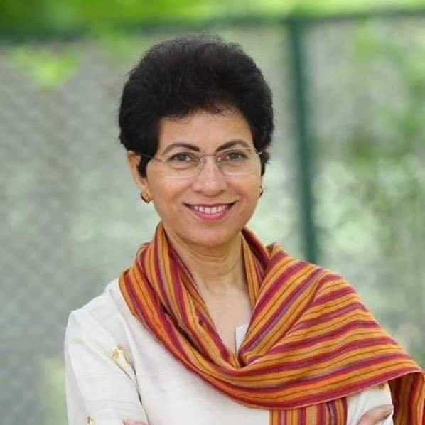 शैलजा सवाल और संकट