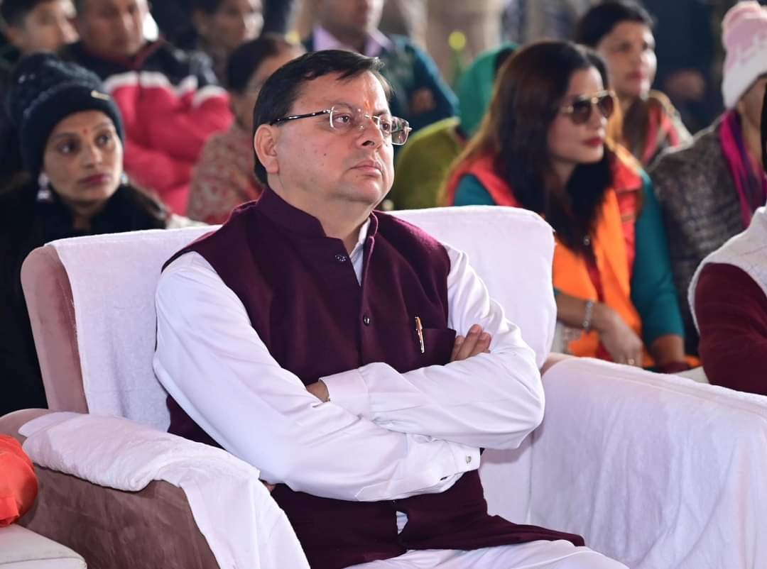 धामी ने सुनी पीएम के मन की बात