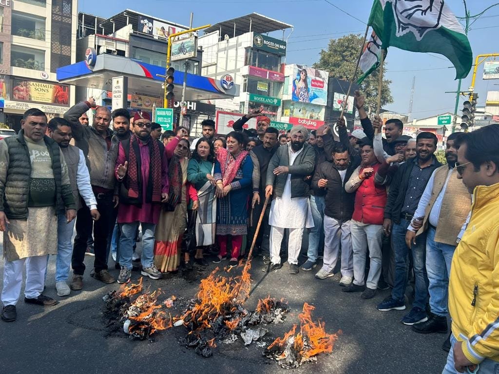 बीजेपी के खिलाफ कांग्रेस का आक्रोश