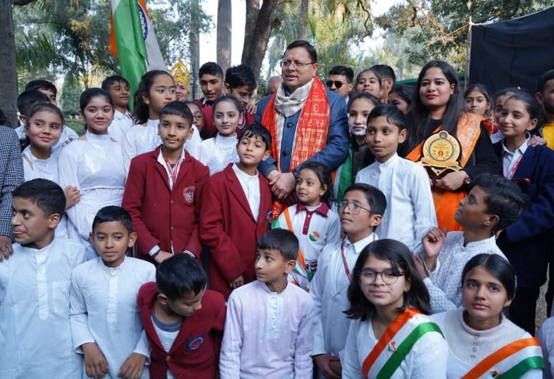 आज़ादी के वीर नायकों को नमन