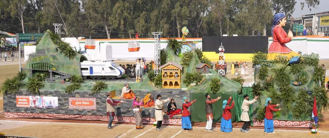 सूचना विभाग की झांकी नंबर 1