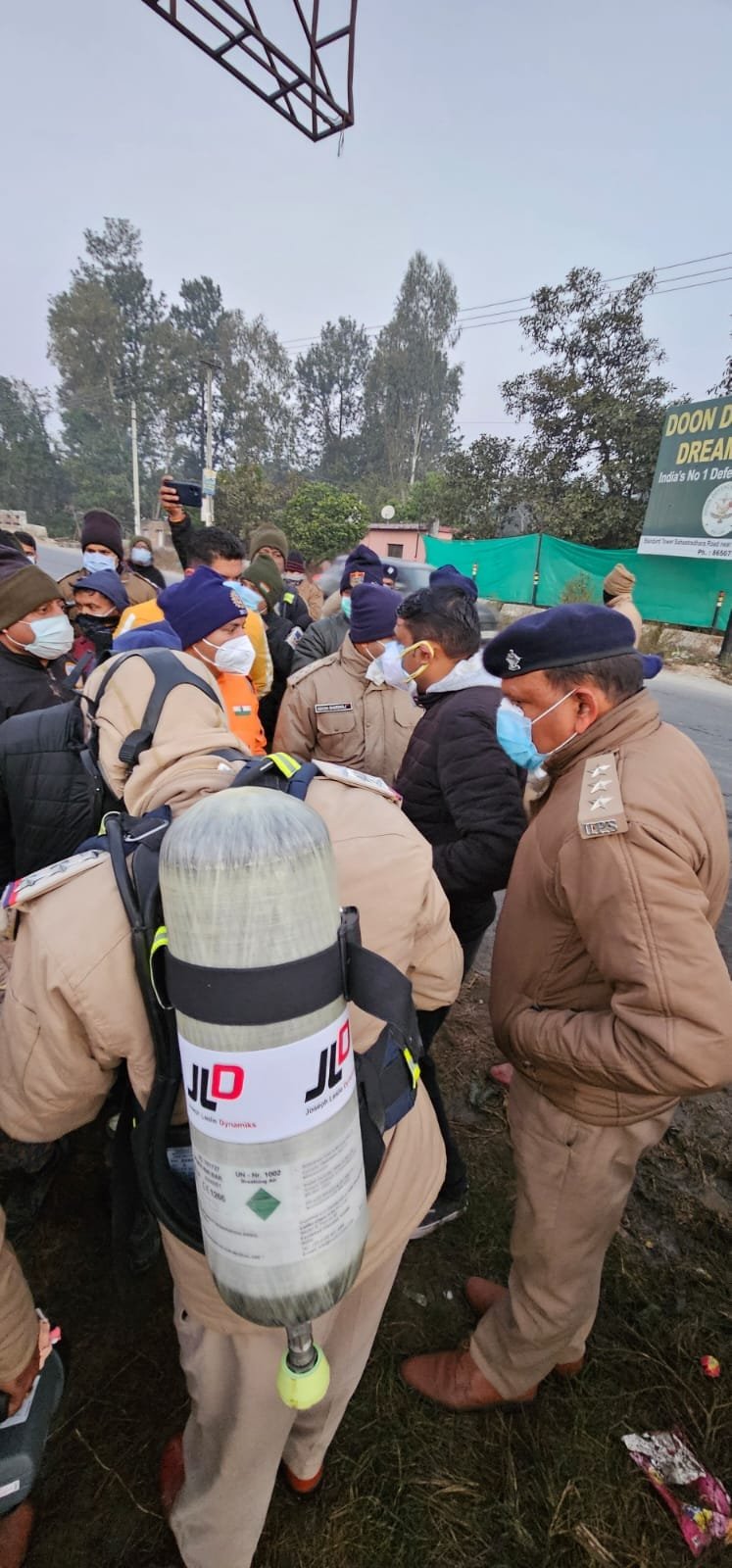 देहरादून में गैस रिसाव से हड़कंप