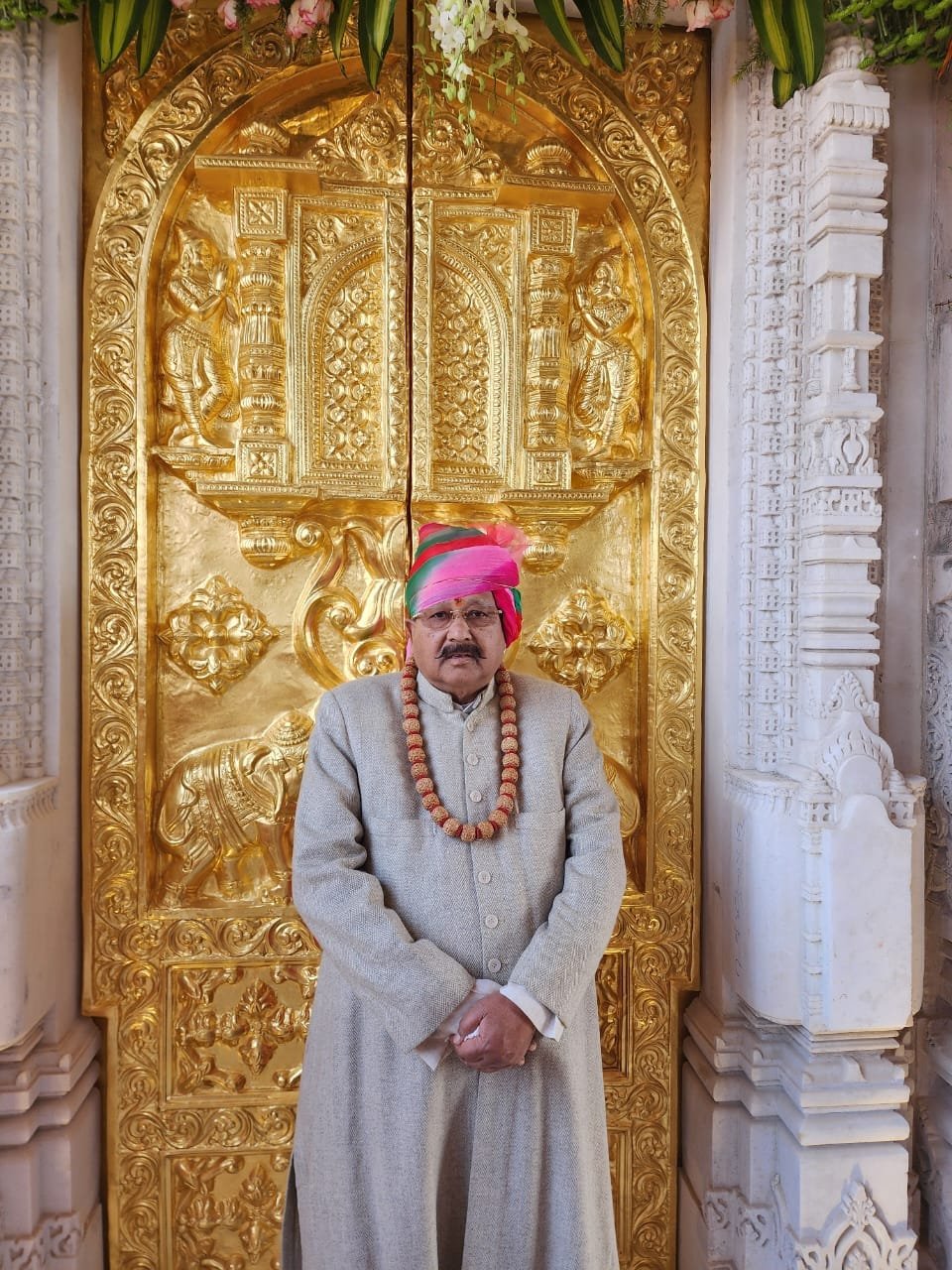 सतपाल महाराज ने किया रामलला के दर्शन