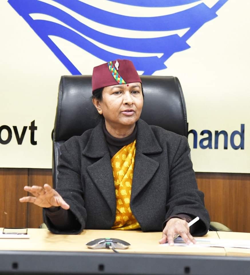 नवोदय विद्यालय पर सीएस की बैठक