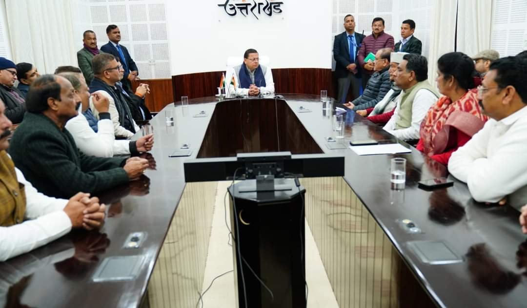 सीएम से कांग्रेस नेताओं की क्या मांग?