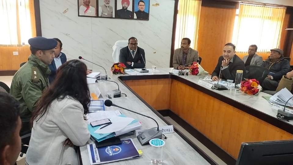 लोकसभा चुनाव की तैयारियों की समीक्षा