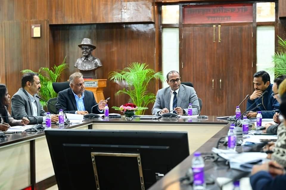 लोकसभा चुनाव की तैयारी पर बैठक