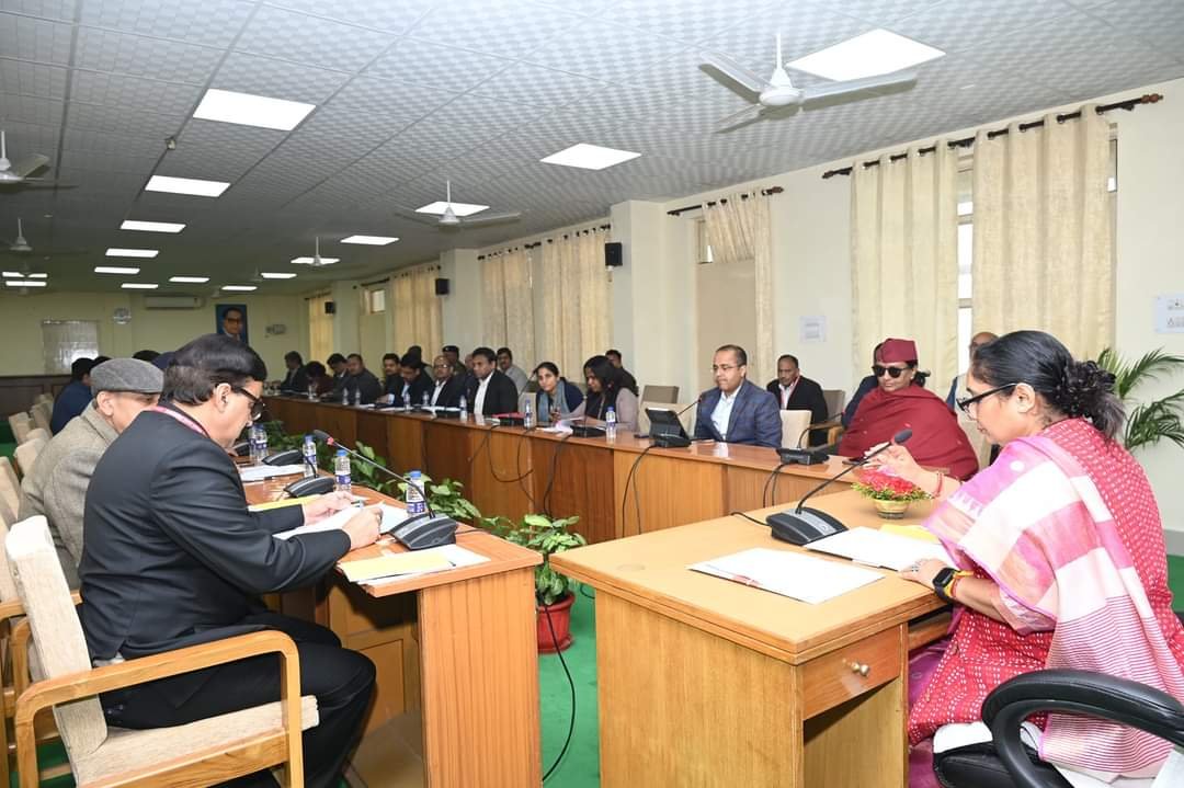 बजट सत्र की तैयारी पर बैठक