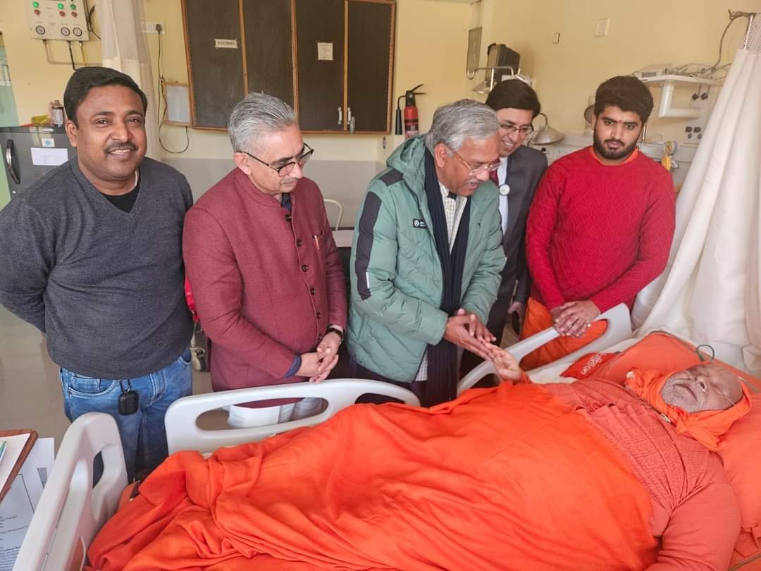 कैसी है रामभद्राचार्य की तबीयत?