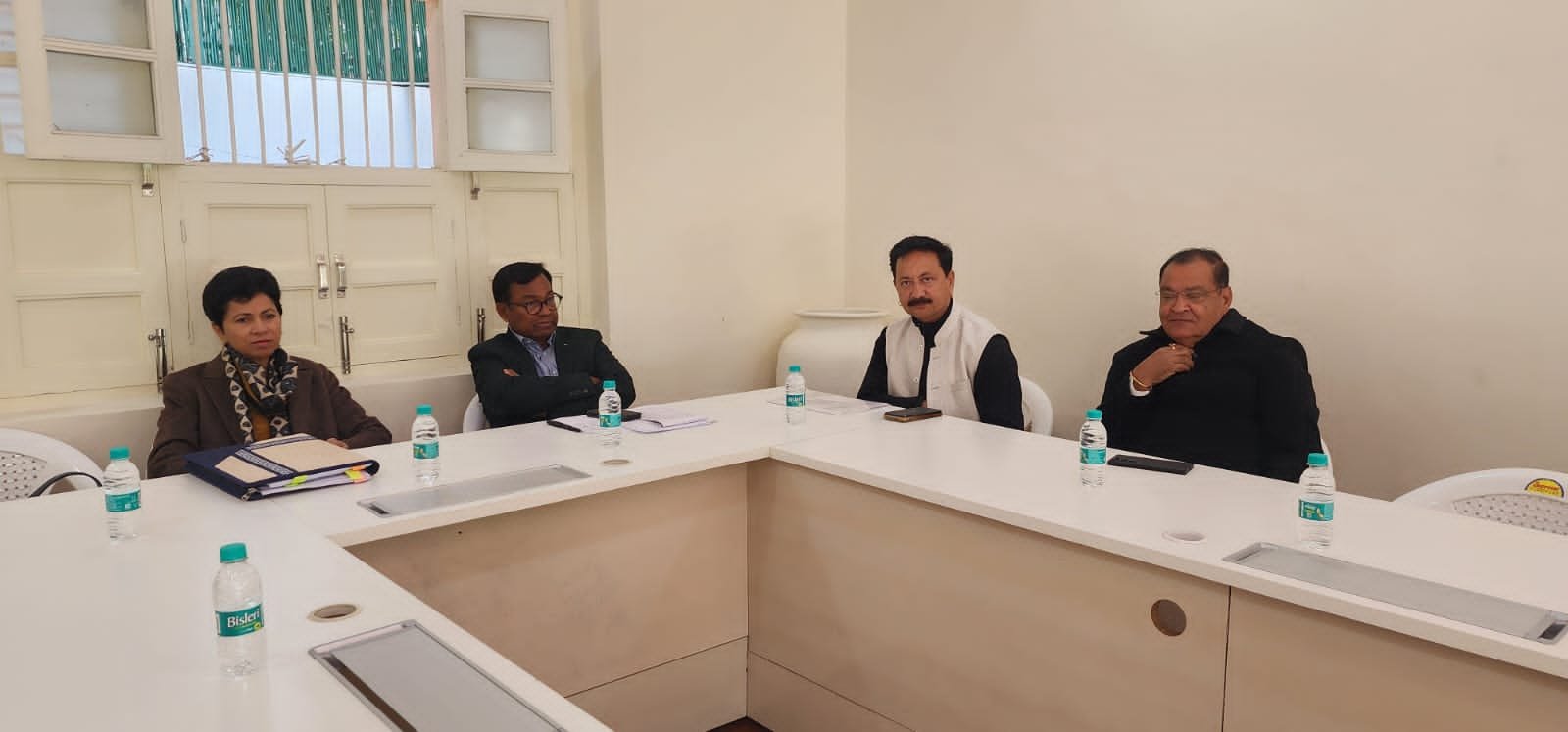 उम्मीदवार चयन पर कांग्रेस की बैठक