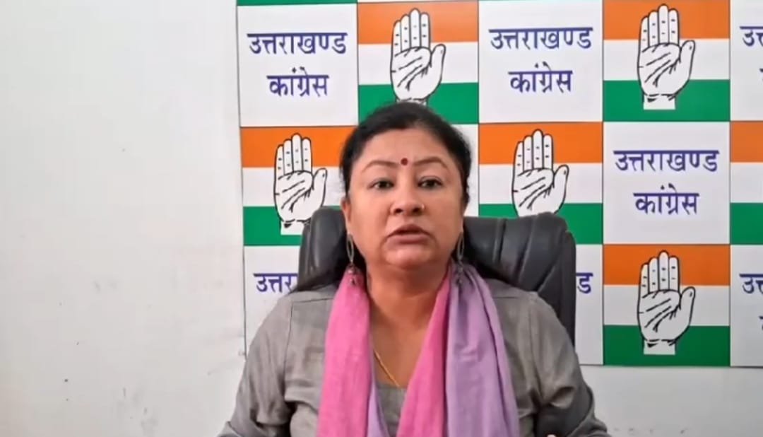 गरिमा का धामी सरकार पर निशाना