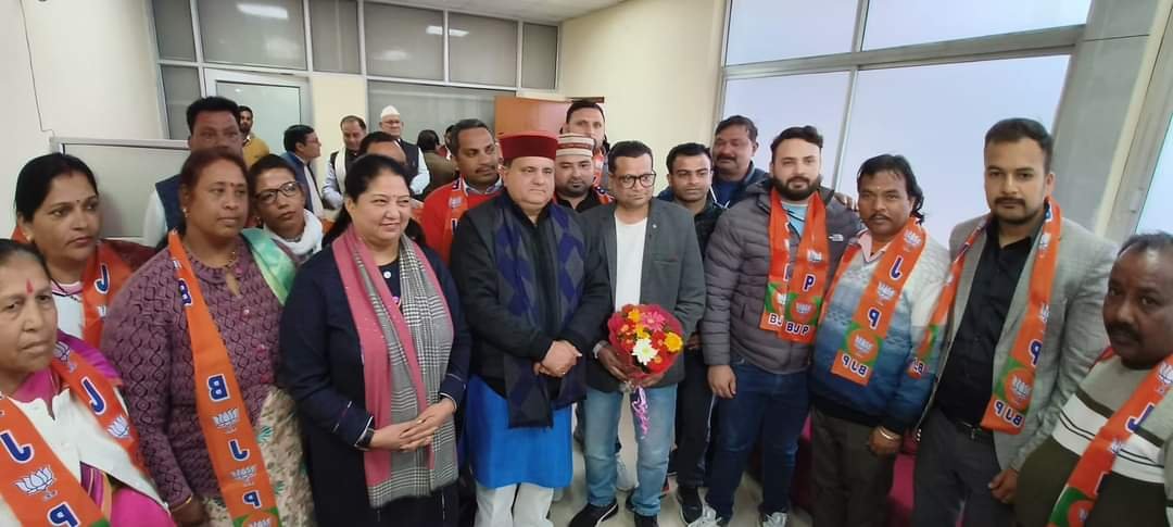 बीजेपी में आने वालों की दौड़ जारी