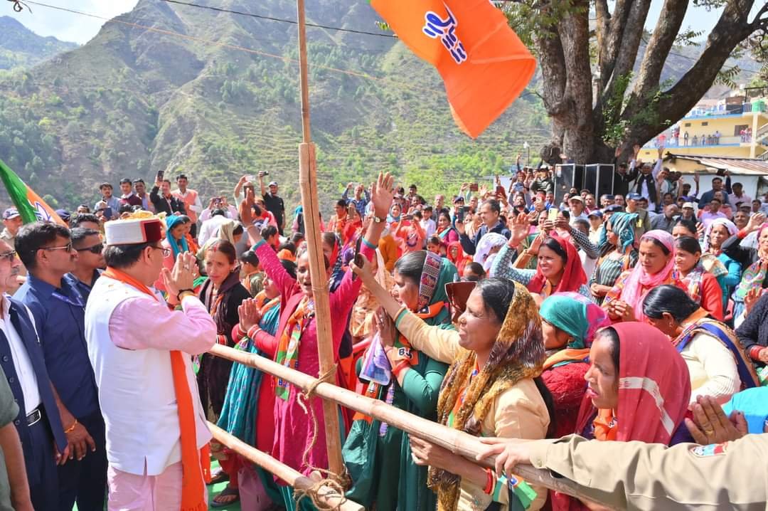 टिहरी लोकसभा में धामी की रैली