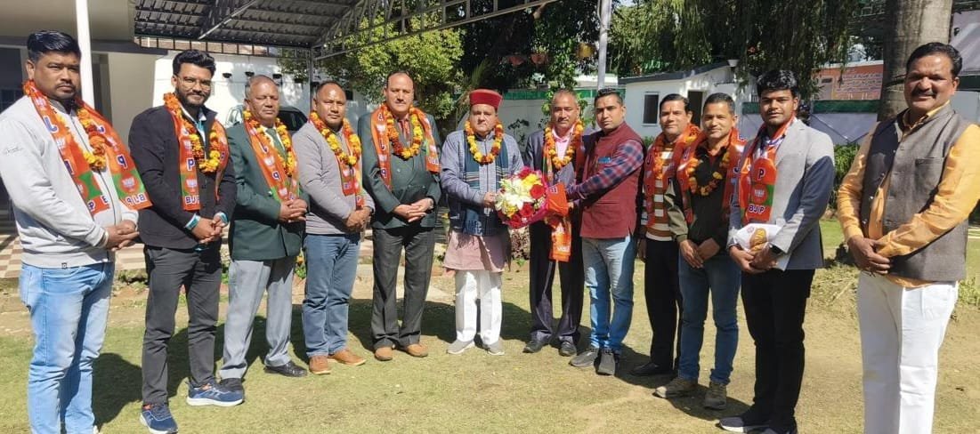 बीजेपी में शामिल हुए पूर्व सैनिक