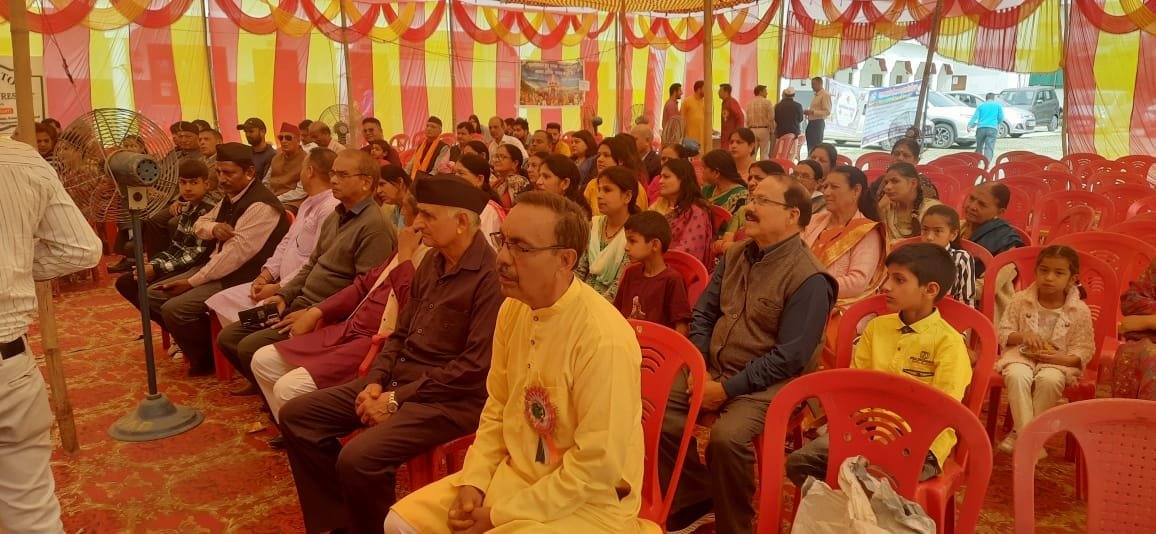 देहरादून में शानदार होली मिलन समारोह