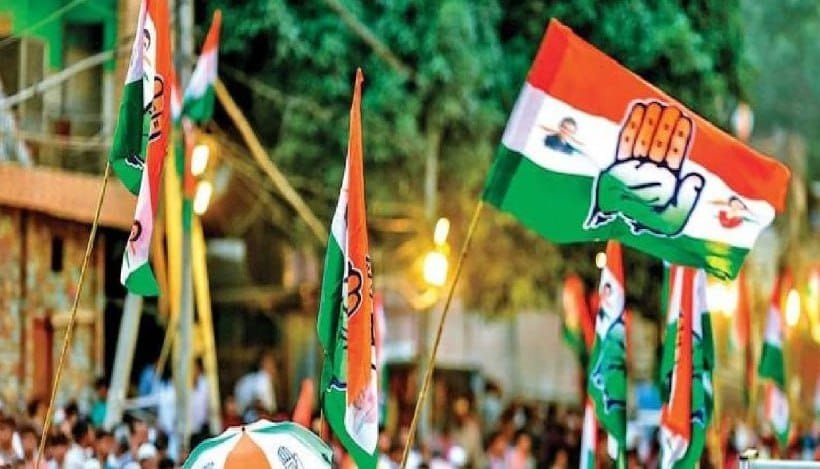 कांग्रेस को बड़ा झटका, संकट और बढ़ा!