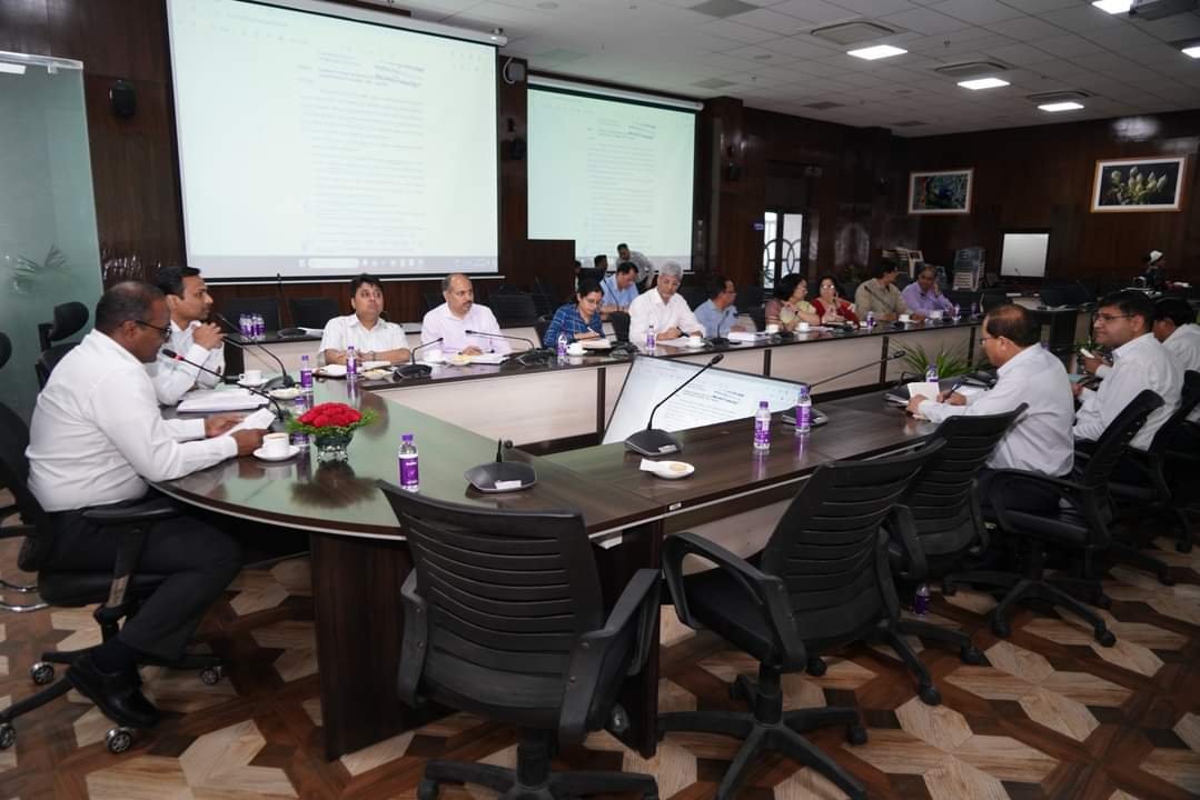 मतदान कर्मियों की सुविधा का ख्याल