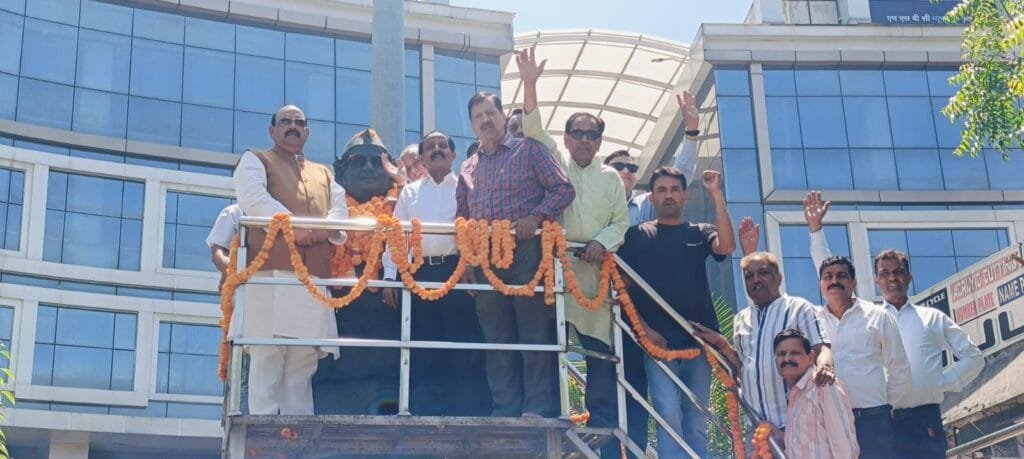जयंती पर याद आए हेमवती नंदन बहुगुणा