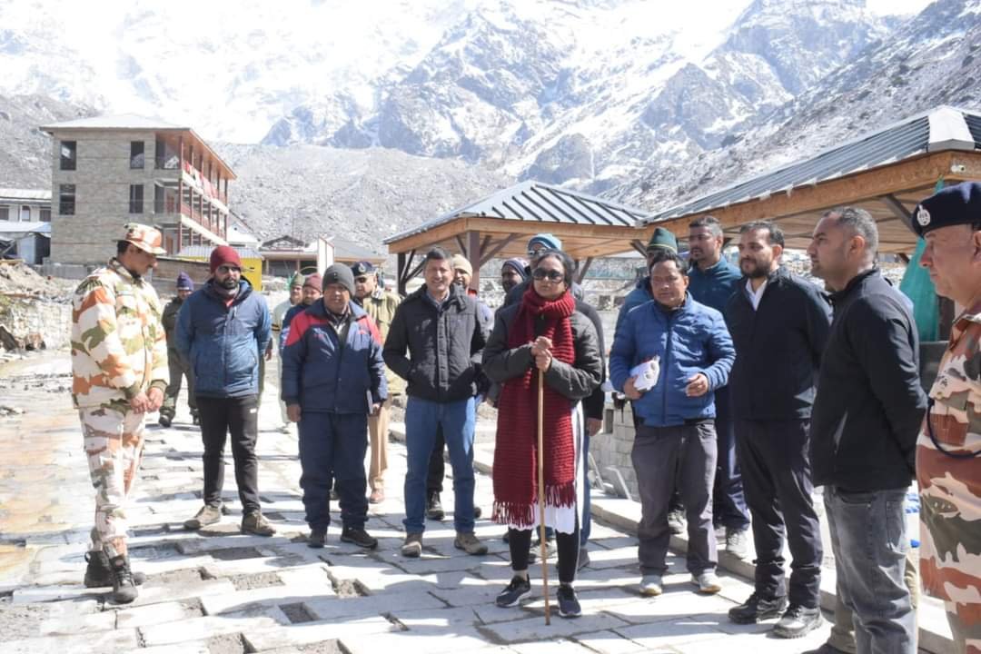 केदारनाथ धाम में मुख्य सचिव