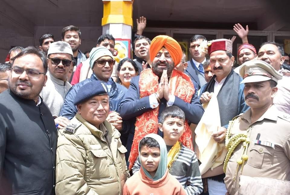 बदरीनाथ धाम में राज्यपाल