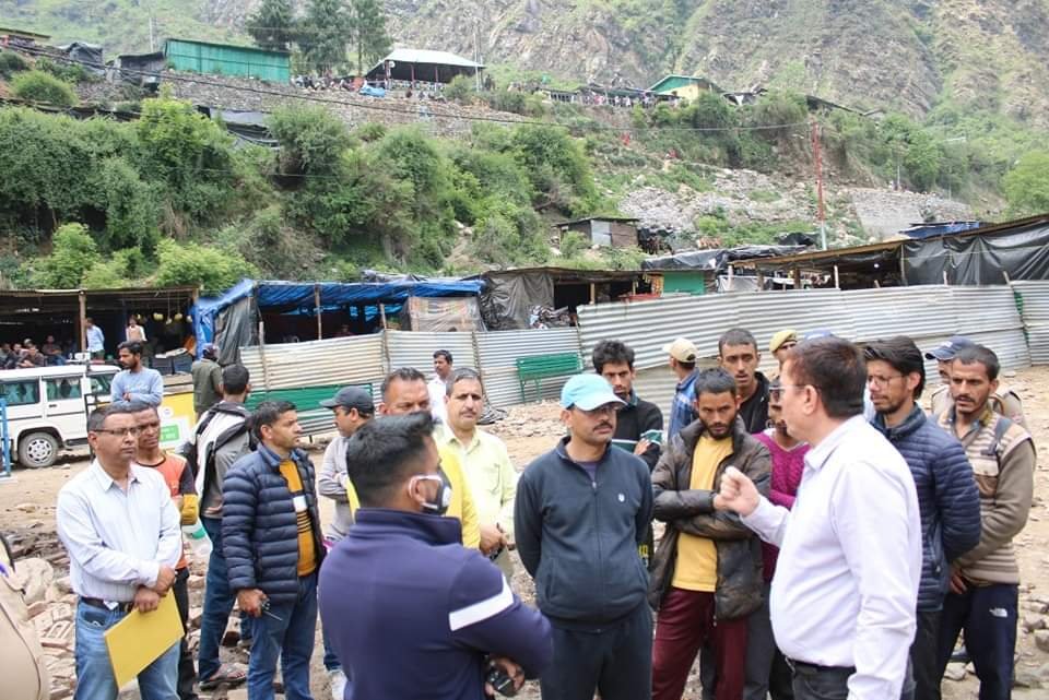 उत्तरकाशी डीएम ने किया निरीक्षण