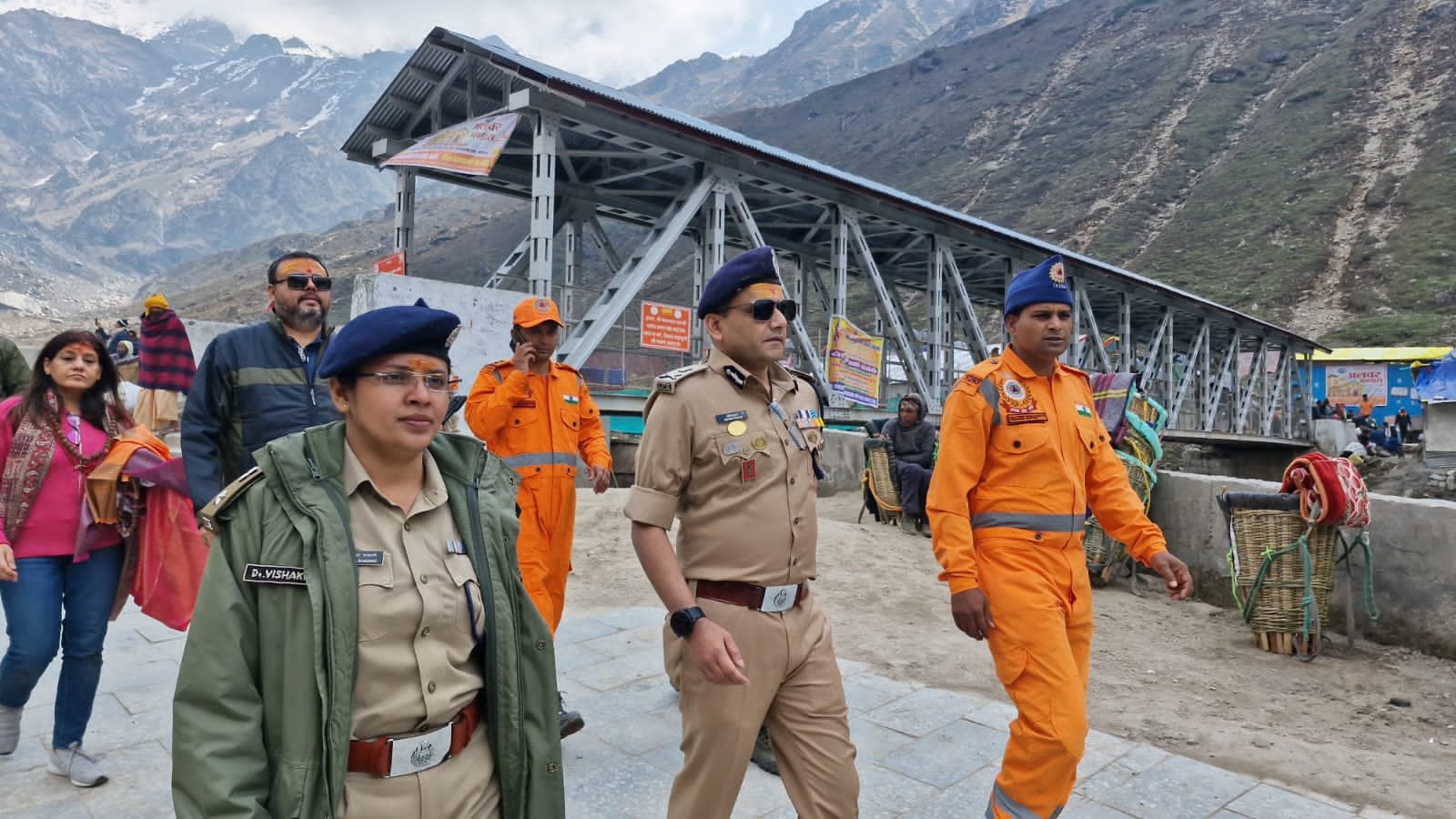 केदारनाथ धाम में डीजीपी अभिनव कुमार
