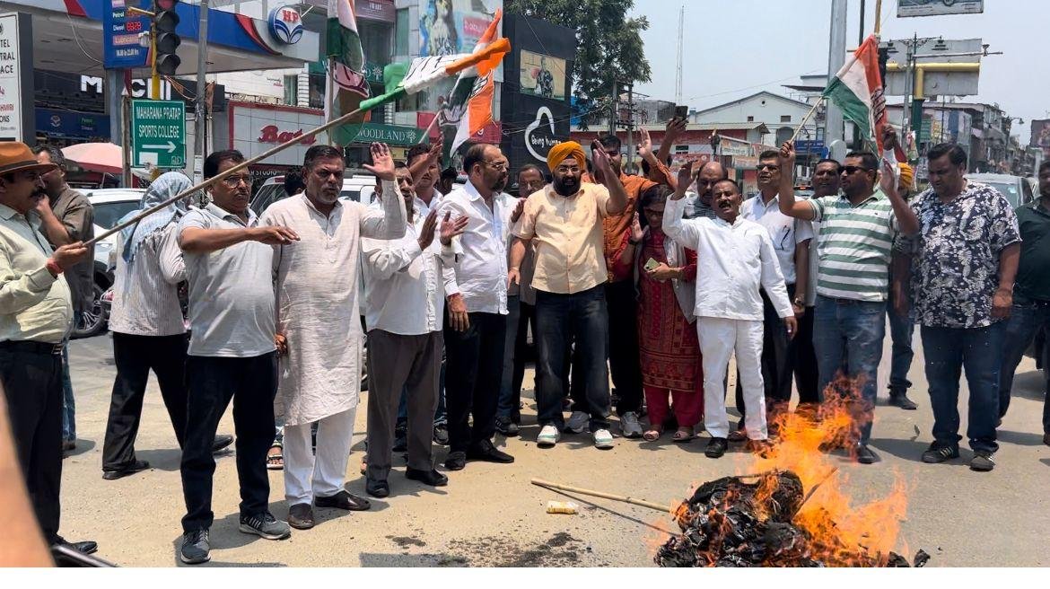 कांग्रेस ने मांगा गणेश जोशी का इस्तीफा
