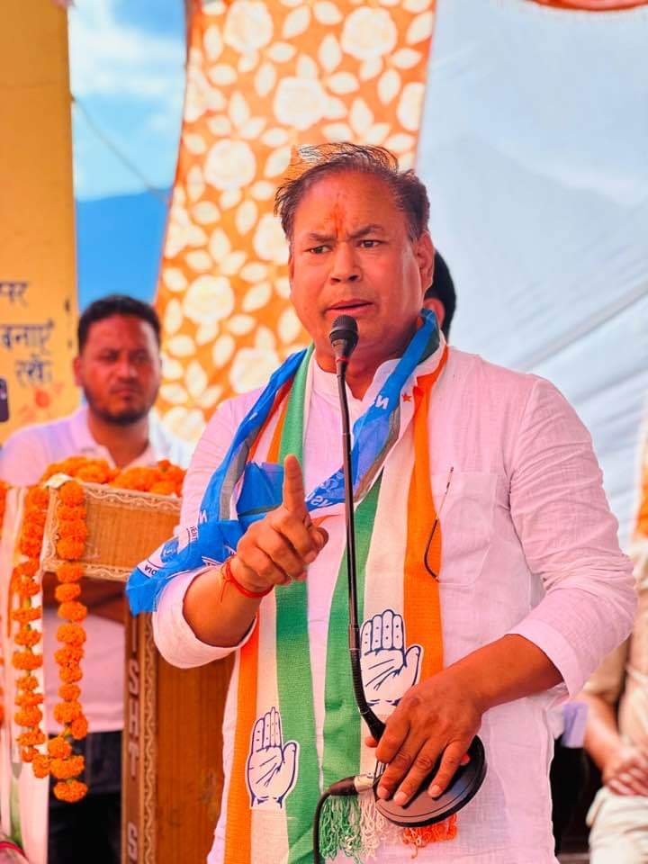 बदरीनाथ में जीत की ओर कांग्रेस