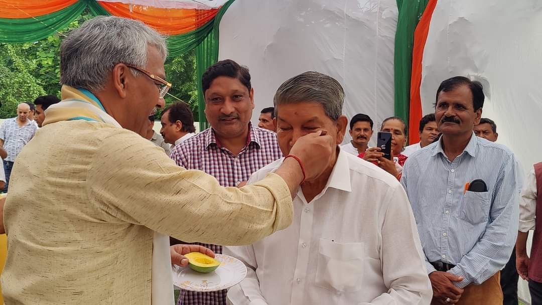 आम पार्टी पर कांग्रेस में जुबानी जंग