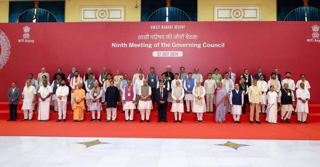 नीति आयोग में धामी ने की बड़ी मांग