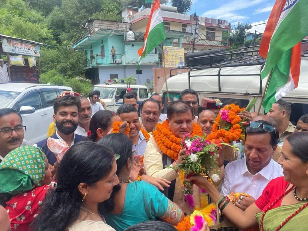 आरक्षण विधेयक का बीजेपी ने किया स्वागत