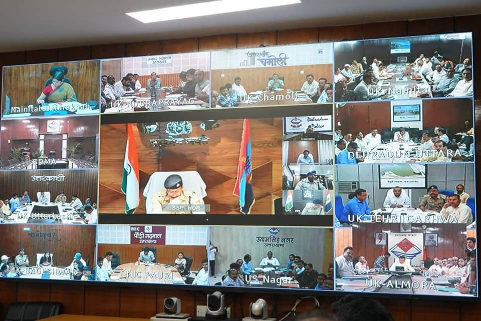 आपदा प्रबंधन पर सीएम धामी की बैठक