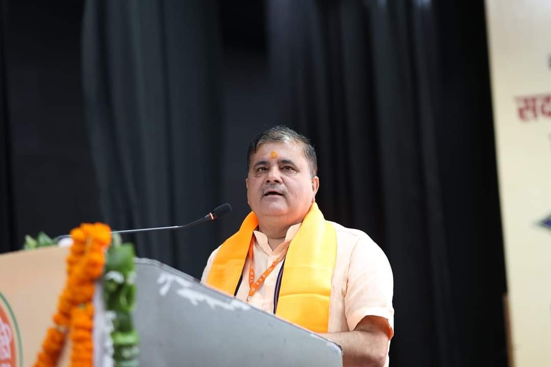 रेप के आरोपी मंडल अध्यक्ष को बीजेपी ने निकाला