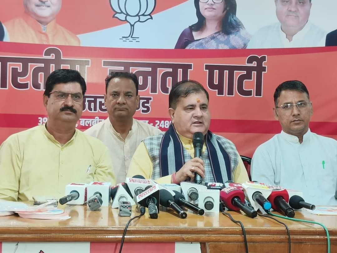 महेंद्र भट्ट का राहुल गांधी पर बड़ा हमला