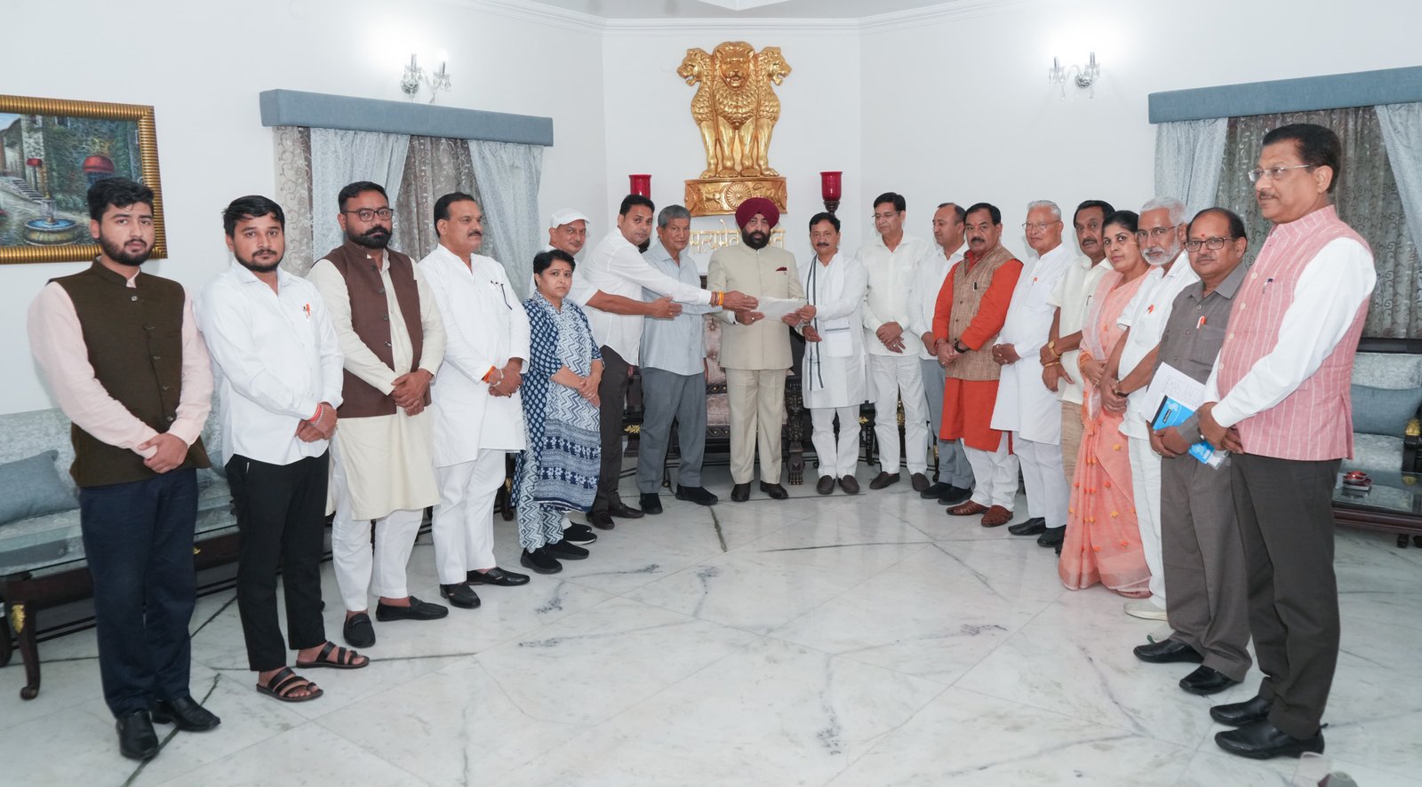 कांग्रेस ने राज्यपाल से की गणेश जोशी को बर्खास्त करने की मांग