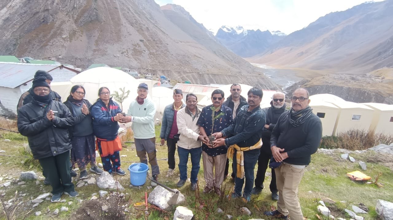 आदि कैलाश यात्रा ने फिर पकड़ी रफ्तार